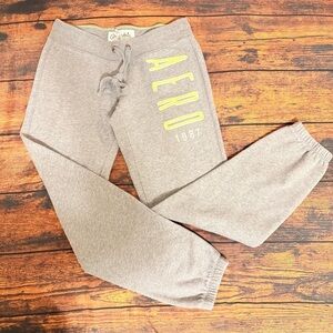 Aeropostale Sweatpants S- EUC